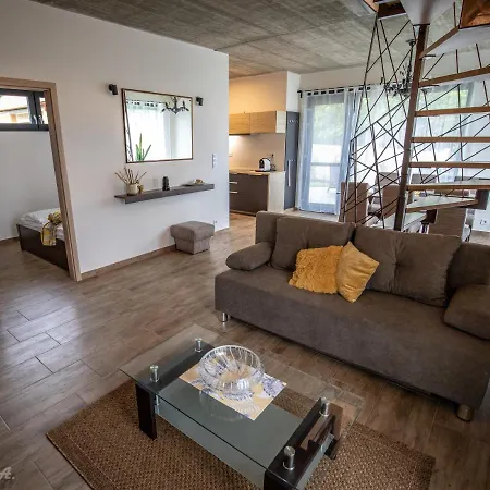 Apartment Pihe