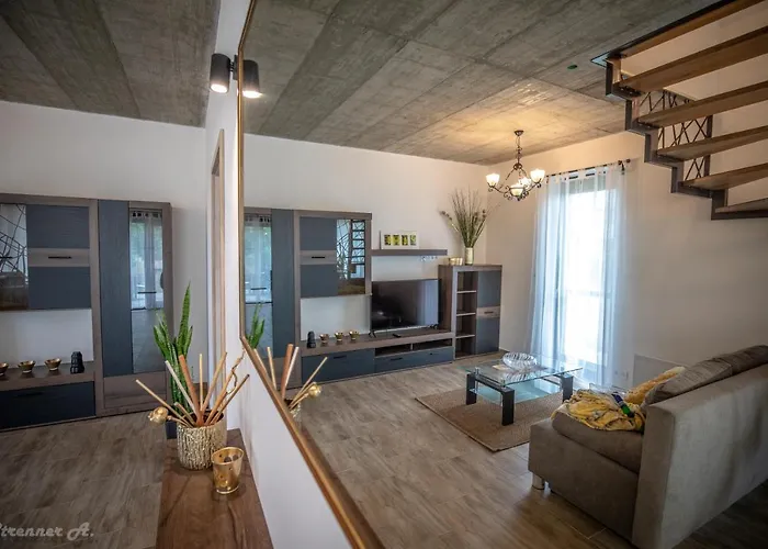 Pihe * באלאטונפורד