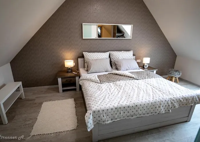 Pihe * באלאטונפורד