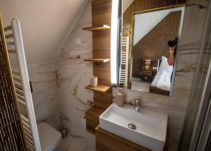 Pihe * באלאטונפורד